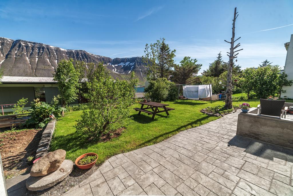 Solheimar Studio Apartment Isafjordur Exterior photo